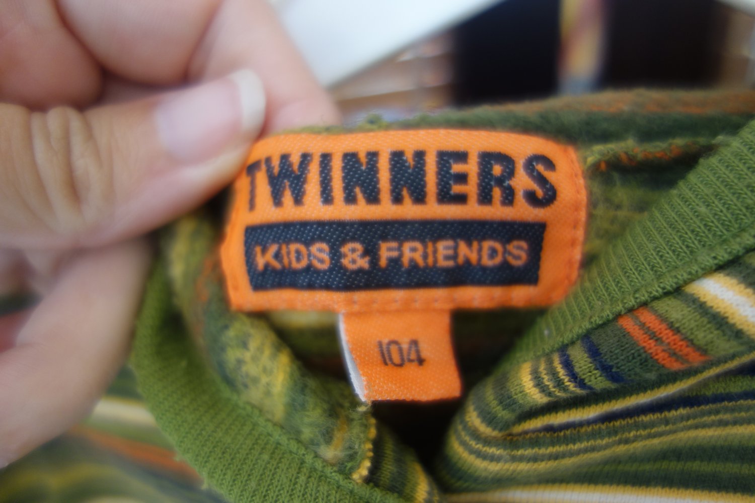 Sweatjacke Twinners 104 grün gestreift tailliert 100% Baumwolle