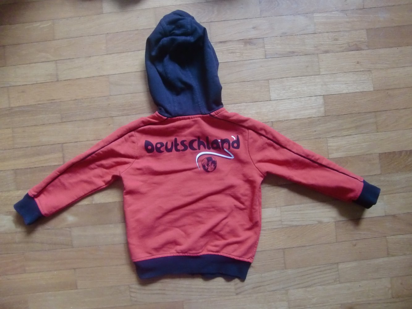 Sweatjacke Fussball rot schwarz Deutschland fifa 98/104