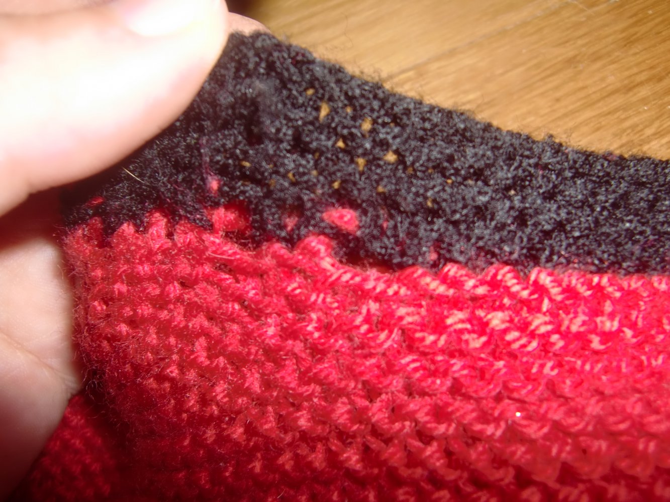 Strickjacke Tracht St. Peter Trachten rot schwarz 86