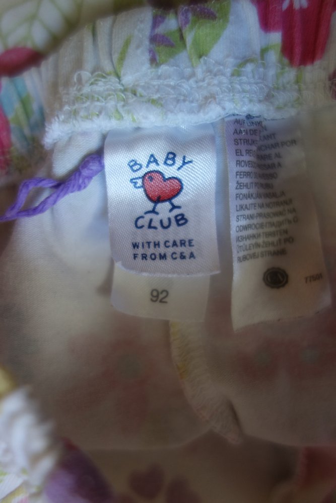 Shorts geblümt babyclub 92 kurze Hose weiß bunt