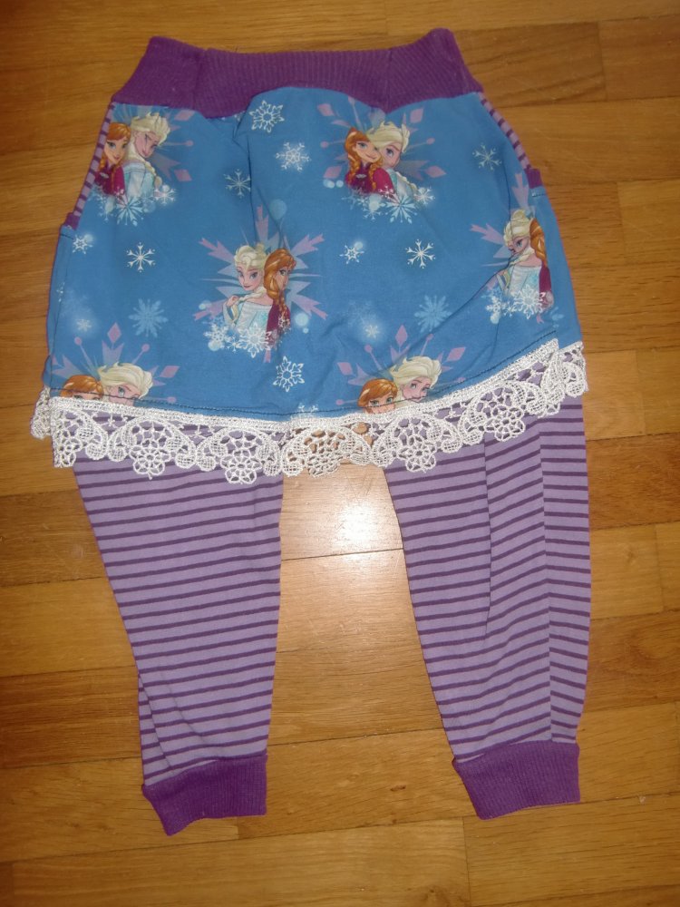 Leggings mit integriertem Rock handmade unikat Elsa Frozen lila gestreift 86/92