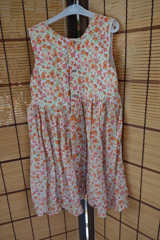 Kleid handmade geblümt 3-4 Jahre orange