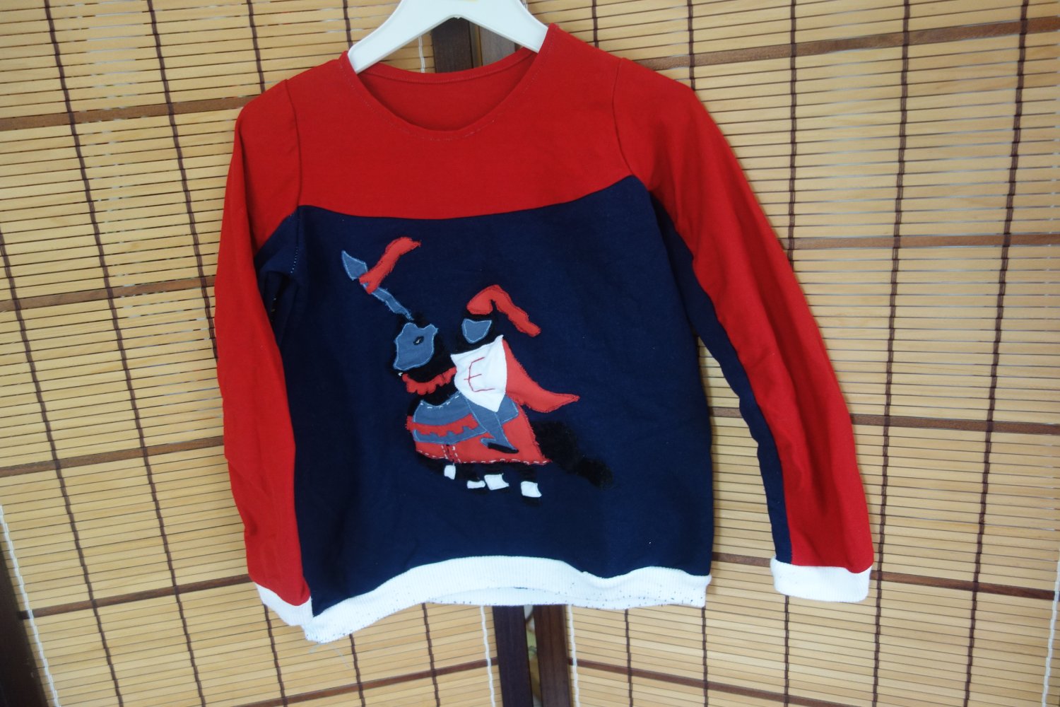 LA-Shirt handmade Ritter rot dunkelblau scout E 122/128