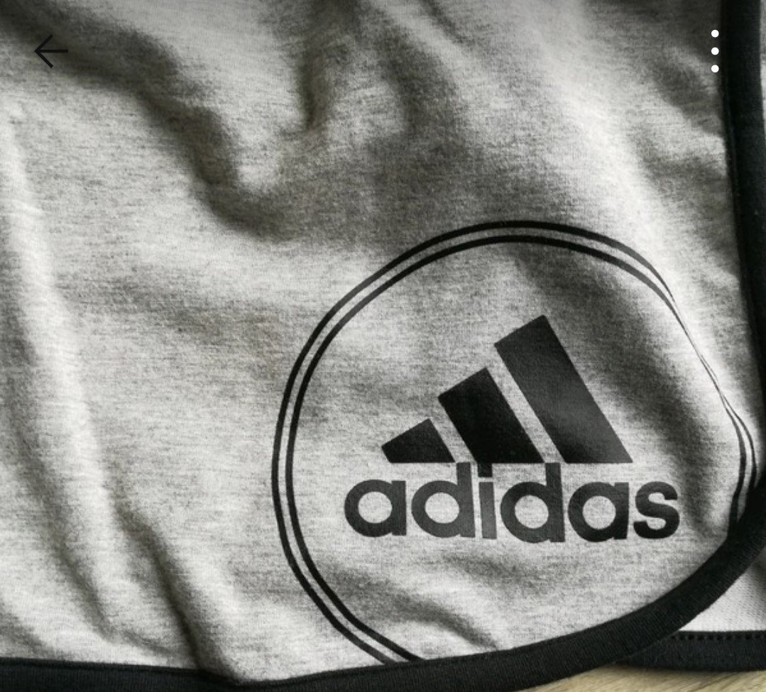 Adidas Logo Short AJ6352 Größe L Neu und ungetragen Herren Damen unisex Laufshort Sporthose