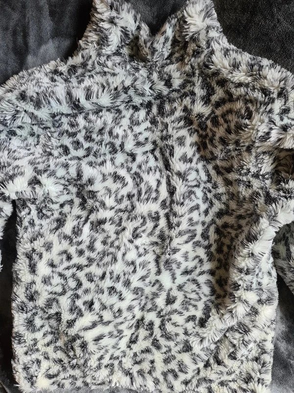 Weiss schwarze Jacke Gr.152  Jacke Gr.152