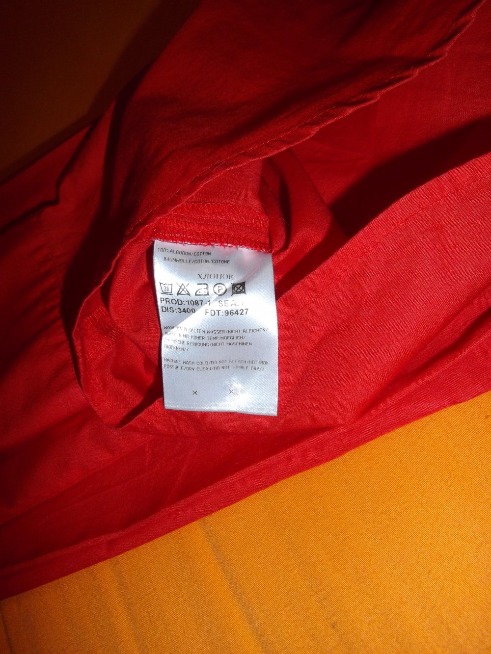 Hugo Boss red Label Karo Hemd rot Spitzkragen im 70er Style in Gr.L