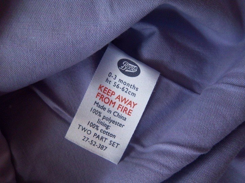 Schönes Kleidchen von Boot Baby Mode aus England 