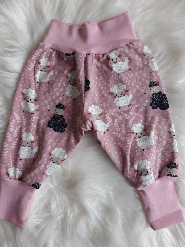Süßes gefüttertes Pumphosen- Set Gr. 62- 68 