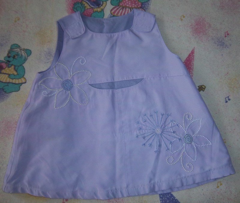 Schönes Kleidchen von Boot Baby Mode aus England 