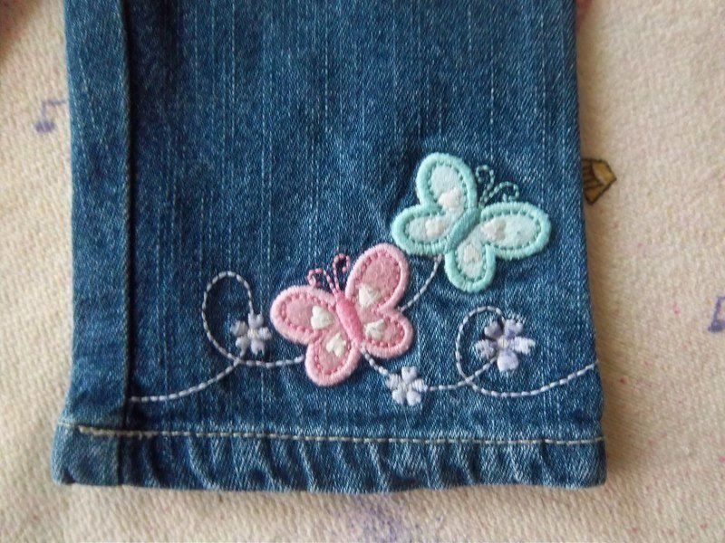 Tolle Jeans mit Stickerei 