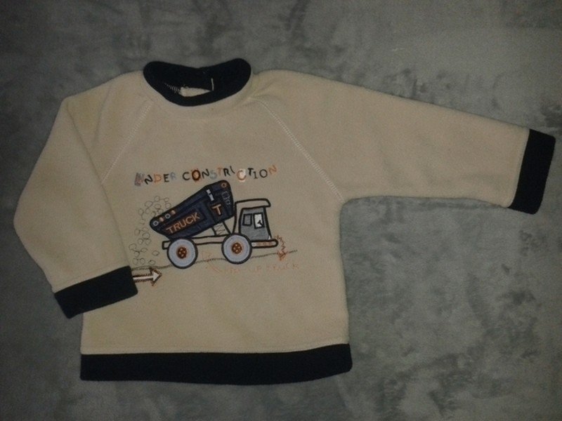 Sehr schöner Fleece- Pulli Gr.74 