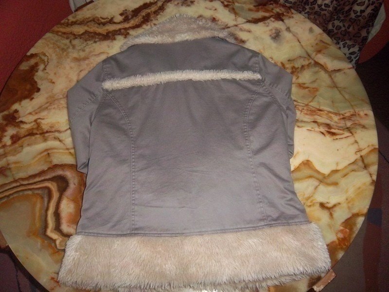 Sehr schöne Winter Jacke Wie Neu