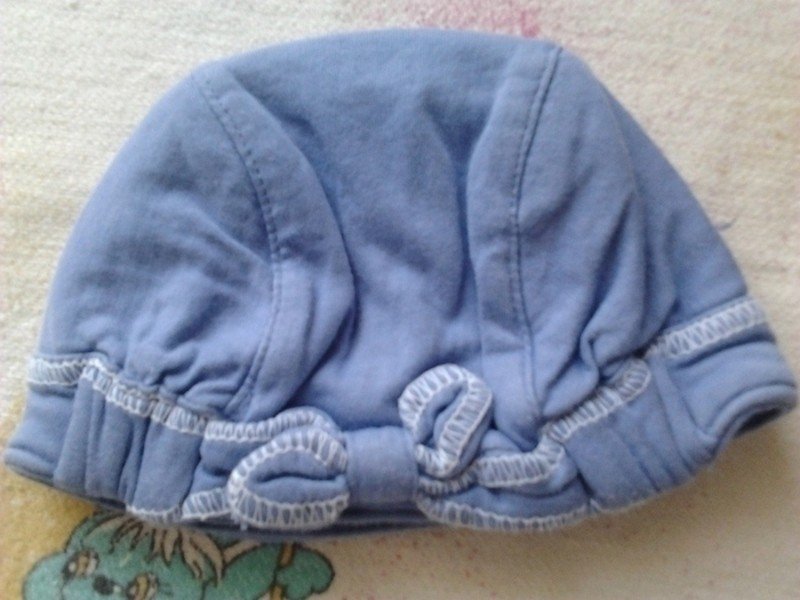 Süße Esprit Mütze Gr. S 3-6 Monate 