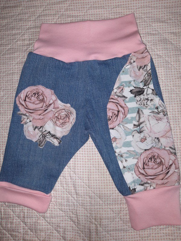 Sehr schöne Jeans- Pumphose Gr. 62/68 