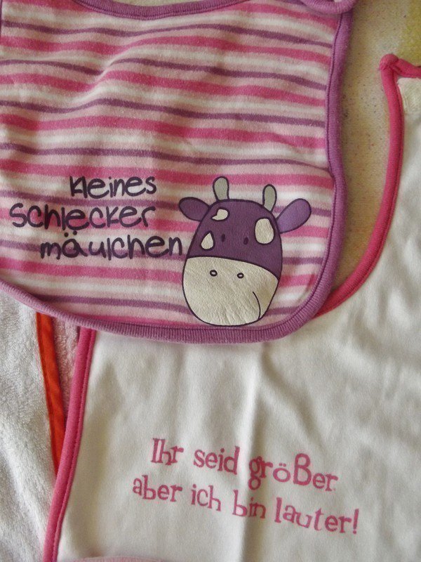 Fünf schöne Lätzchen