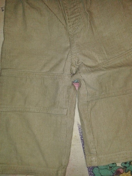 Sehr schöne Cordhose Gr. 80 