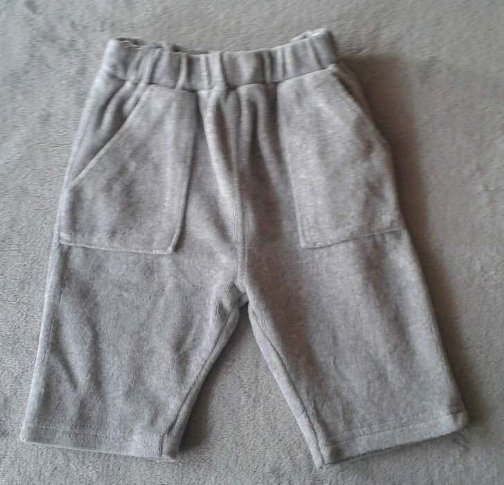 Schöne graue Nicki Hose Gr. 62 