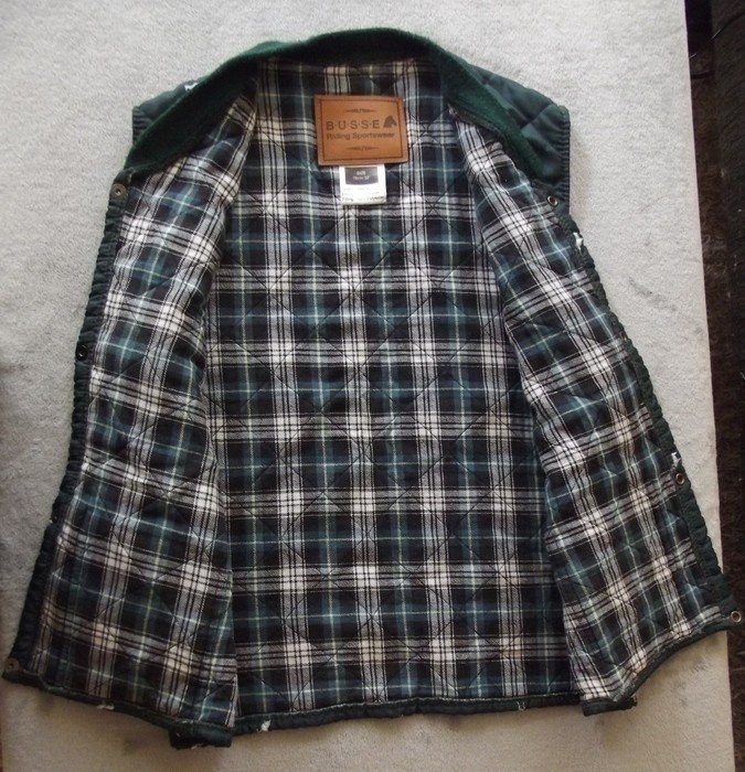 Sehr süße Reit-Weste von B.U.S.S.E 