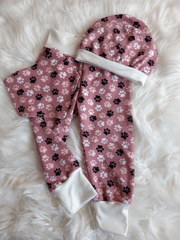 Schönes Set Pumphose, Mütze und Tuch 