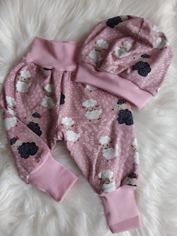 Süßes gefüttertes Pumphosen- Set Gr. 62- 68 