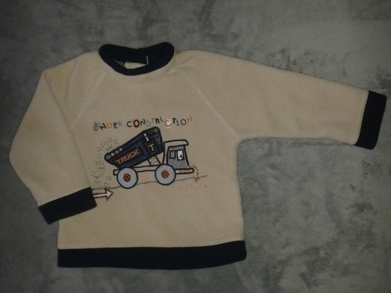 Sehr schöner Fleece- Pulli Gr.74 