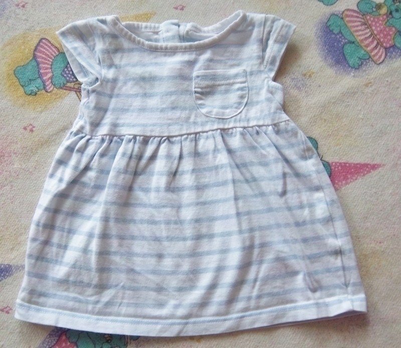 Süßes Kleidchen mit Höschen 0-3 Monate 