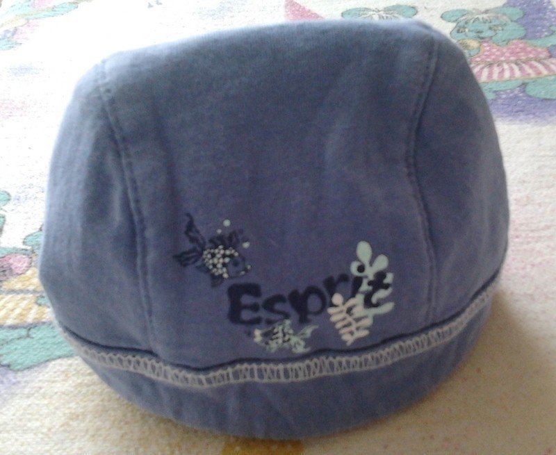 Süße Esprit Mütze Gr. S 3-6 Monate 