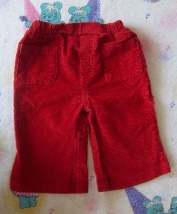 Schöne rote Cordhose Gr.62/68 