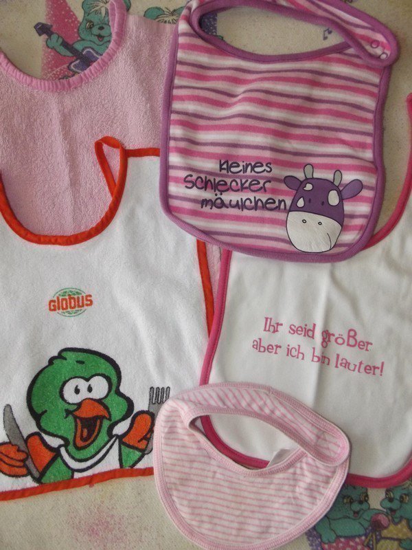 Fünf schöne Lätzchen