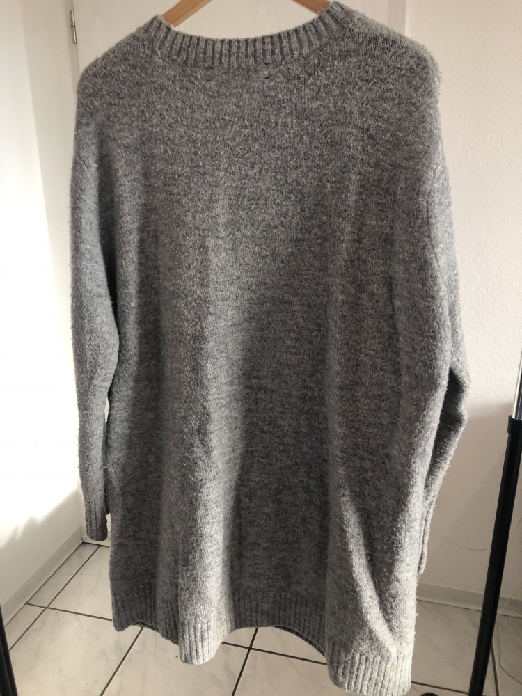 Grau Pullover ZARA mit taschen