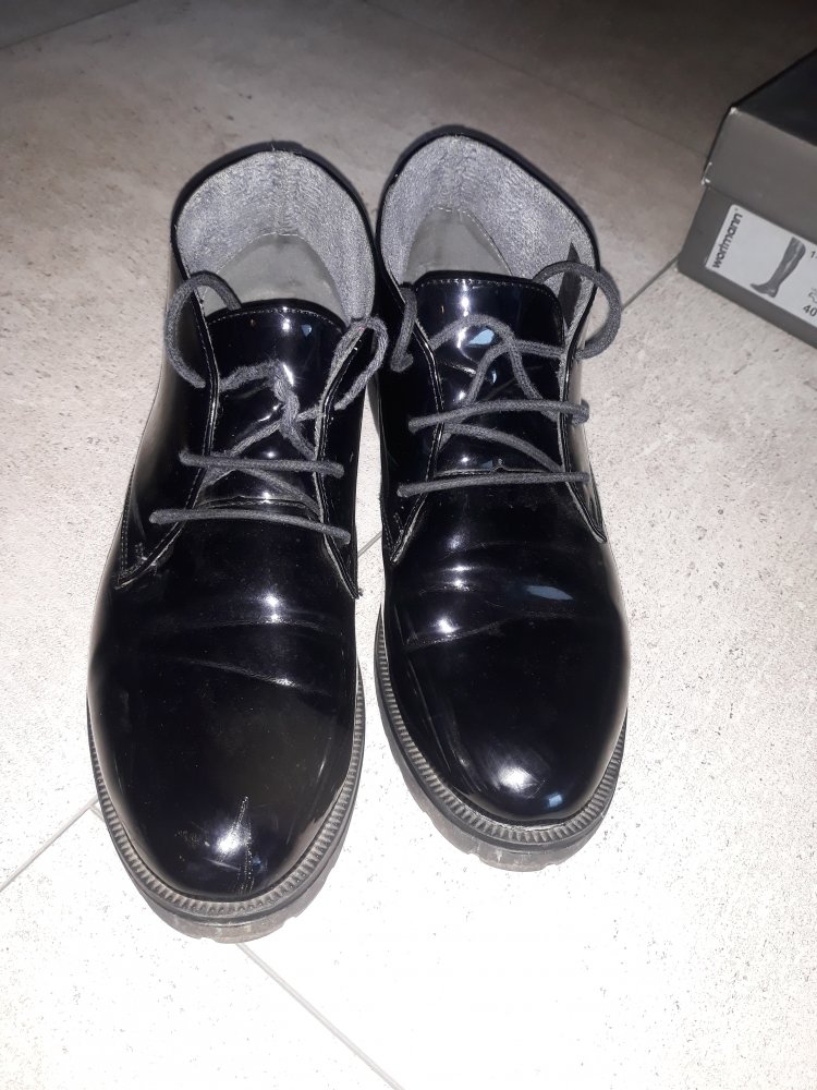 Halbstiefel von der Marke Marc 