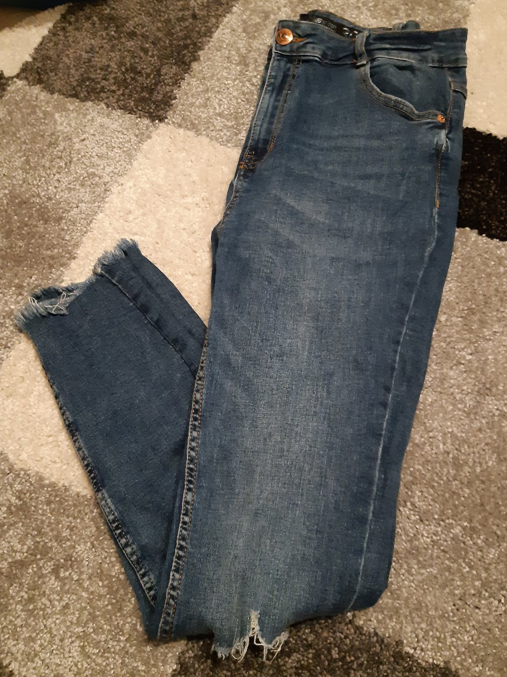 Dunkelblaue Hose 