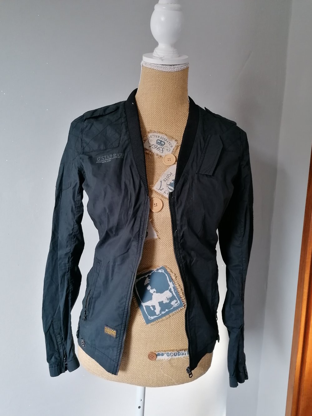 Damen Jäckchen (sehr dünn) 