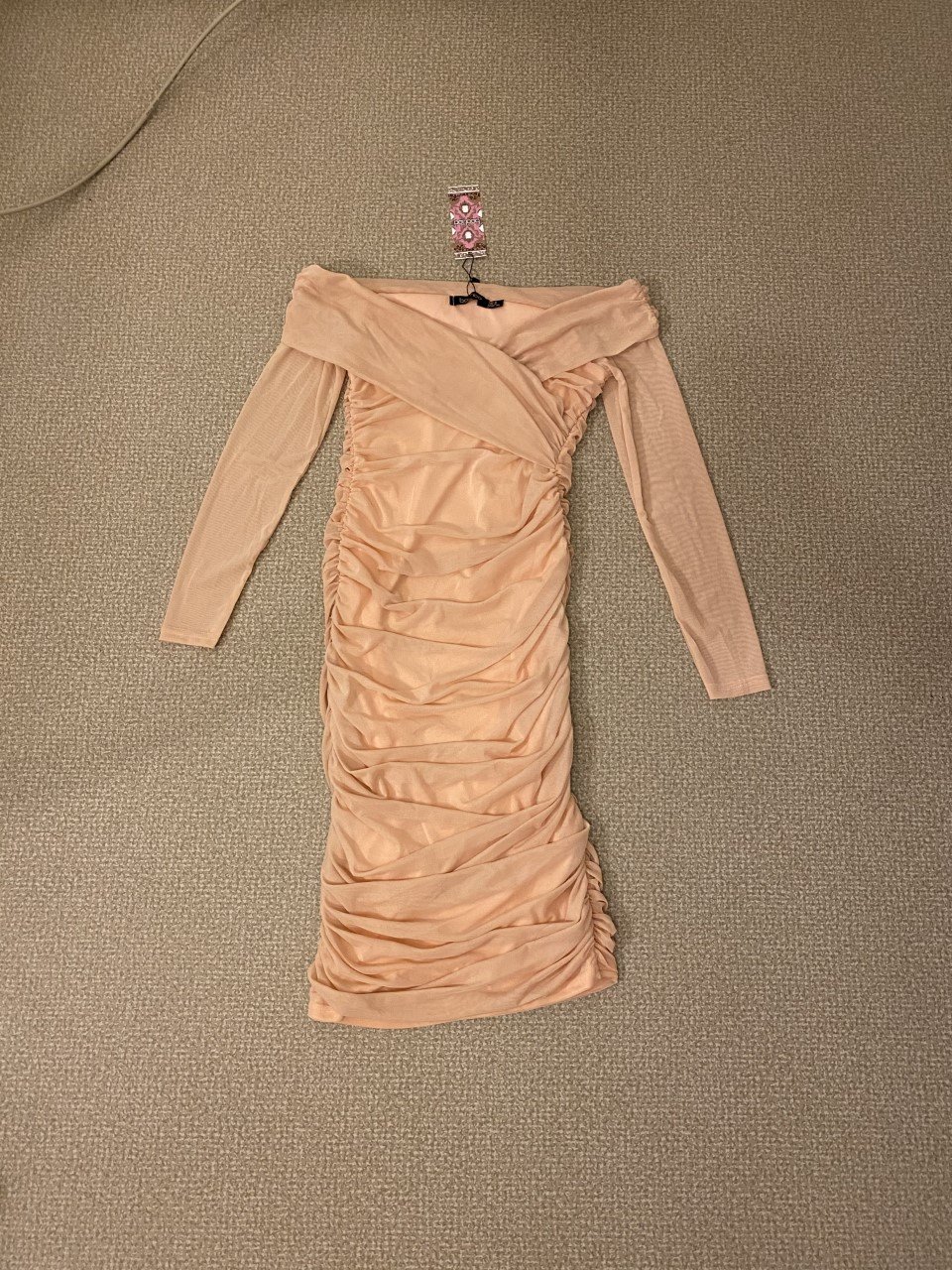 OFF SHOULDER RUCHED MIDI DRESS