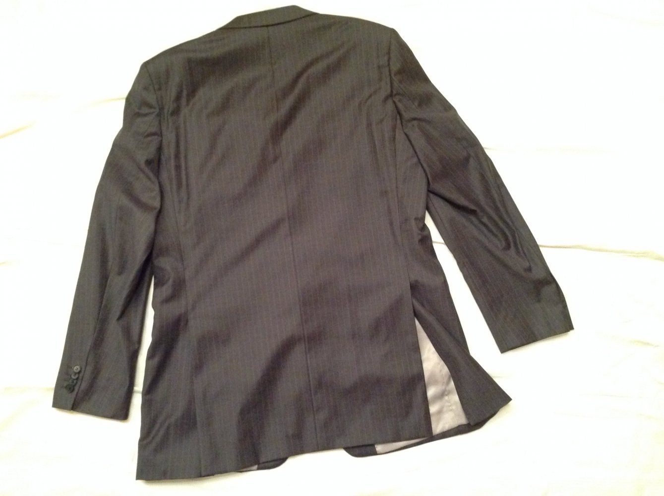 Zwei klassische Anzüge von Daniel Hechter, grau