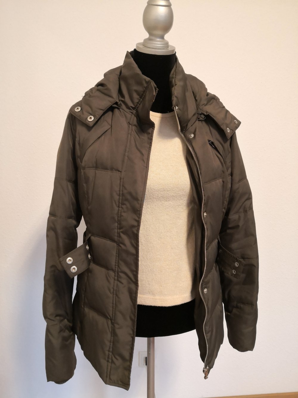 Steppjacke olivgrün mit Kapuze - Größe S