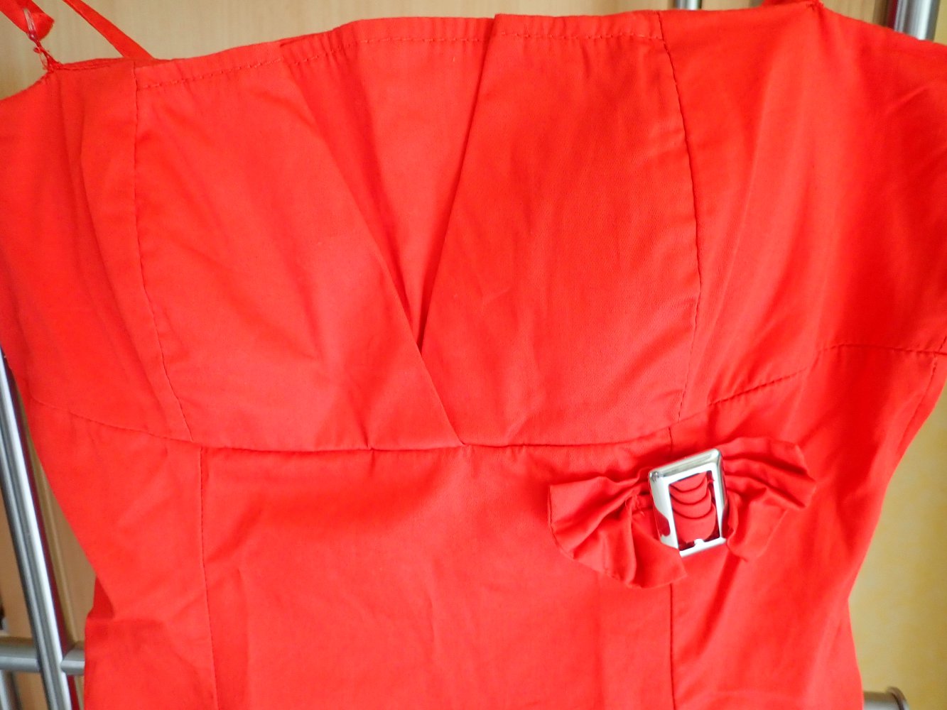 Kleid in Rot