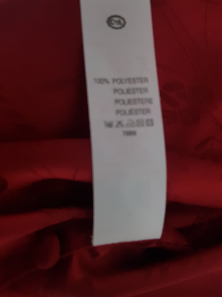 Schlaganzug, Stickerdetail, Brusttasche, V-Ausschnitt, Neu