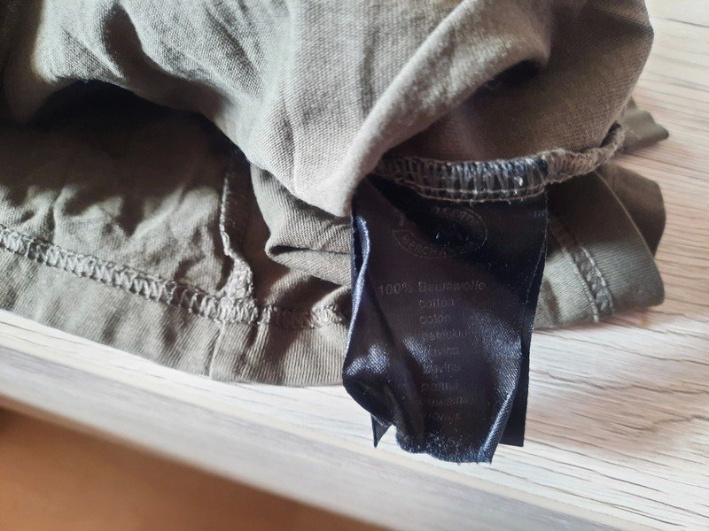 Jungen Kinder Pullover 140/146 khaki bedruckt Gitarre