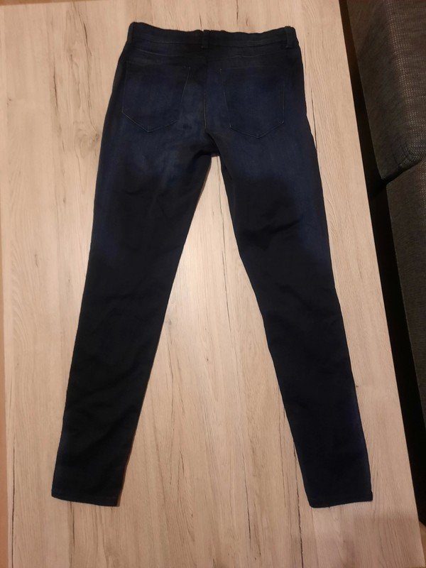 Schöne H&M Damen Jeans Gr. 36