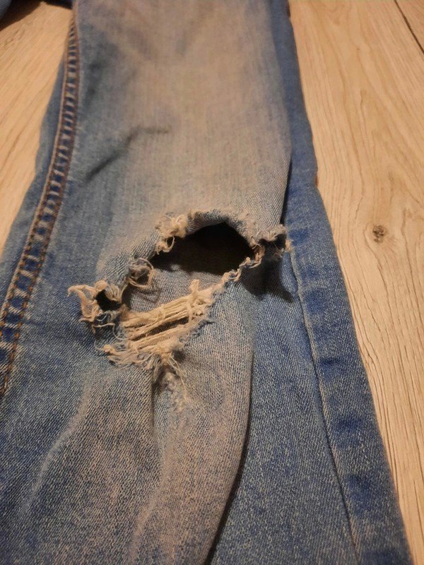 Damen Ripped Jeans skinny low waist Gr. 27 von New Yorker