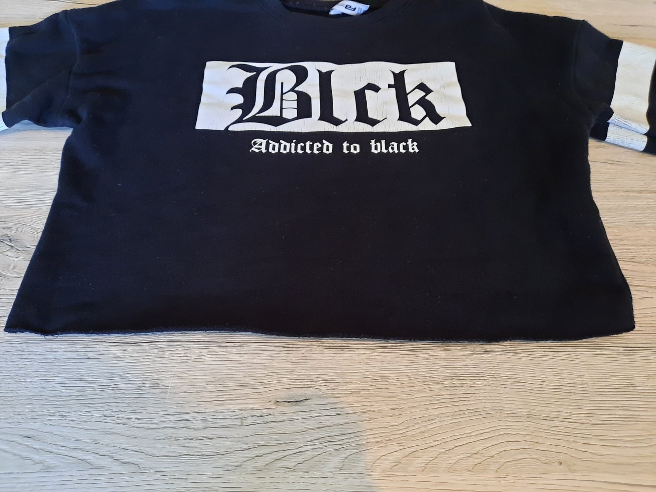 Damen bauchfreier Pullover bedruckt