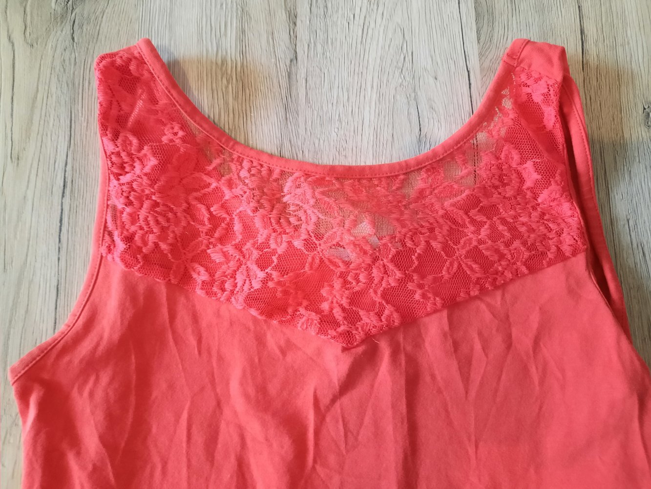 Damen Top mit Spitze Gr. M