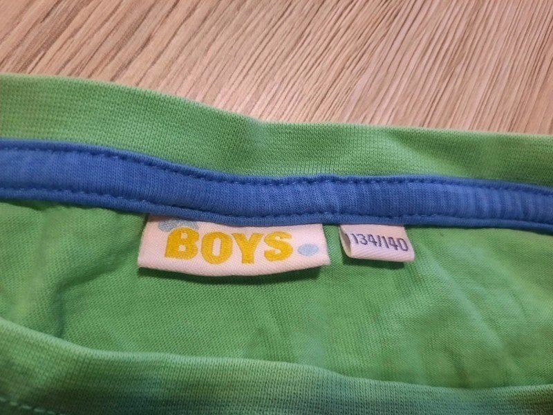 T-Shirt Jungen 134/140 Hai bedruckt