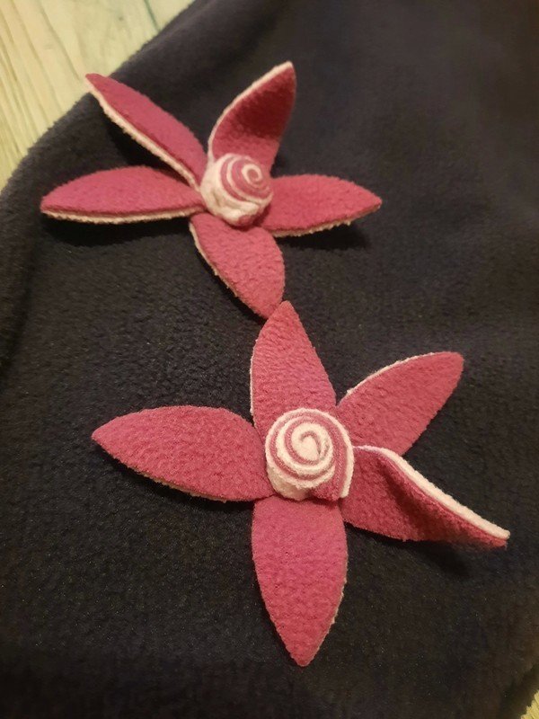 Kinder Mädchen Schal lila mit Blumen