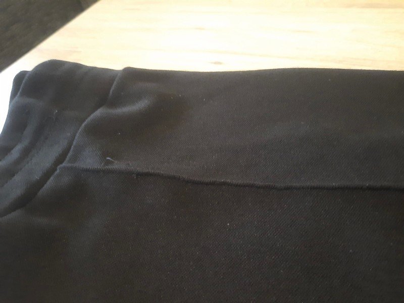 Damen Hose/Leggings schwarz mit rot/weißen Streifen von New Yorker