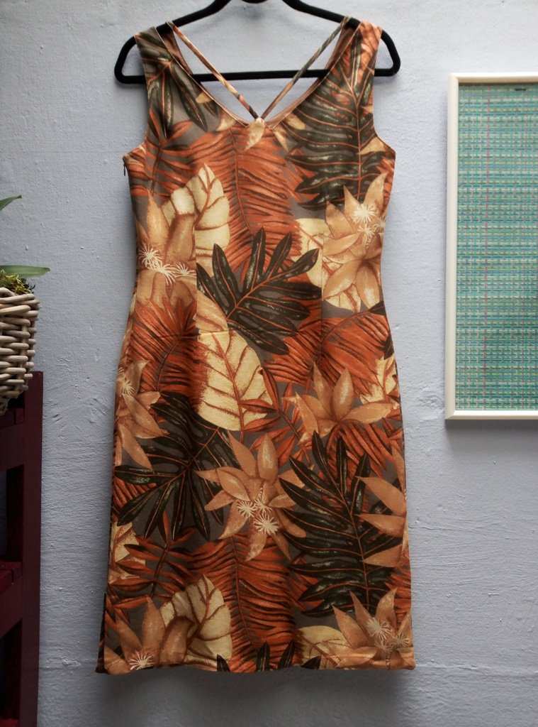 Schönes Kleid. Größe. M. Etuikleid