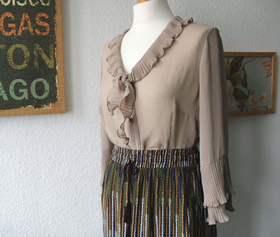 Leichte luftige Bluse. Gr. S-M