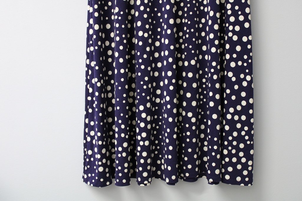 Schickes Kleid. Kleid mit Punkten. Gr. L. Jessica Howald