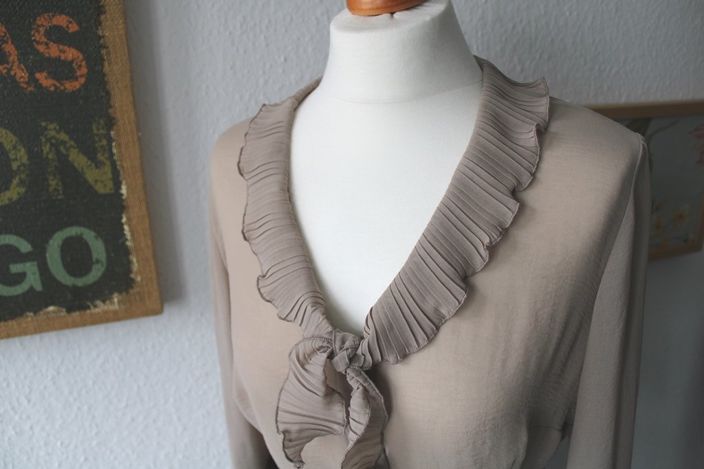 Leichte luftige Bluse. Gr. S-M